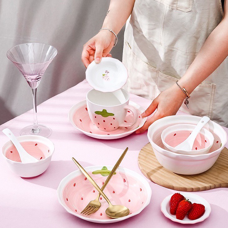 Bát Ăn Cơm 🥣 Bộ Bát Đĩa Sứ Dâu Hồng 🥣 Decor Chén Dĩa Dễ Thương Cute Cao Cấp B97