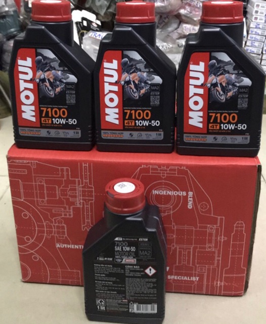 Dầu nhớt Motul 7100 1 Lít Xe Số