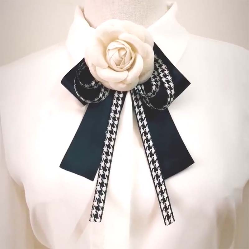 Trâm Cài Áo Hình Nơ Hoa Trà Trắng Thời Trang