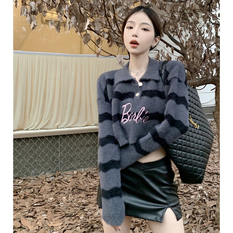 Áo Sweater Dáng Ngắn Họa Tiết Kẻ Sọc