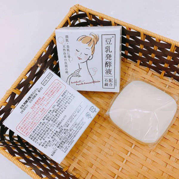 Xà Bông Đậu Nành Clover Dưỡng Trắng Da Nhật Bản