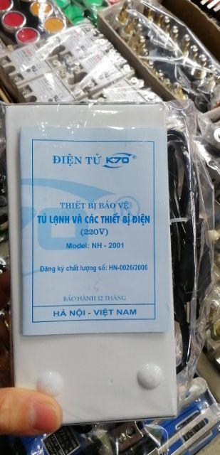 Bộ thiết bị bảo vệ điện và tủ lạnh điện 220v