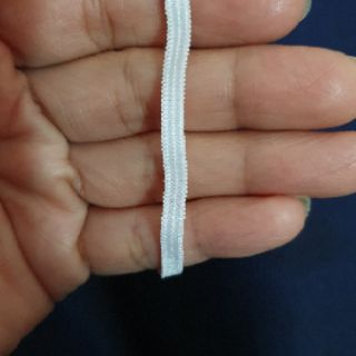 1 bó thun dẹt, thun xốp may mặc