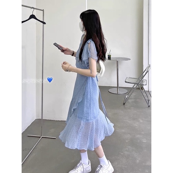 Đầm maxi đuôi cá chấm bi màu xanh giống Rosé Blackpink