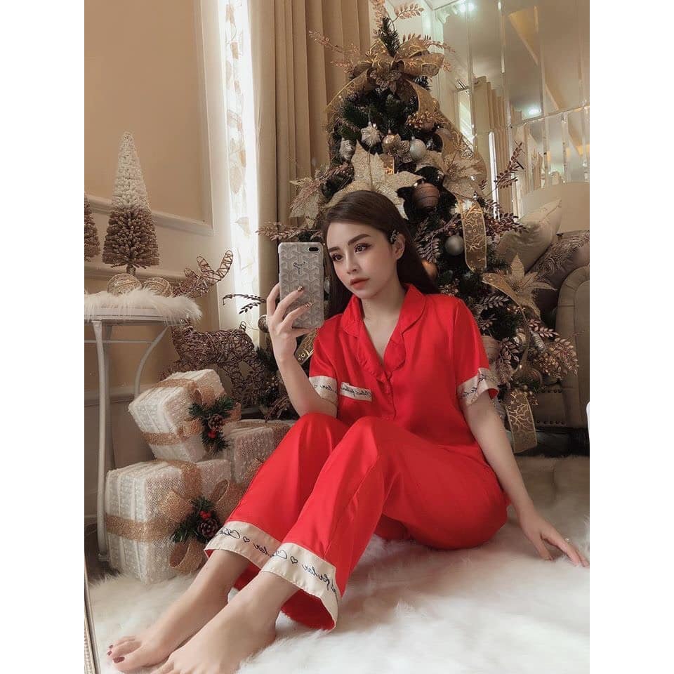 Bộ lụa thêu chữ tay cộc quần dài | BigBuy360 - bigbuy360.vn