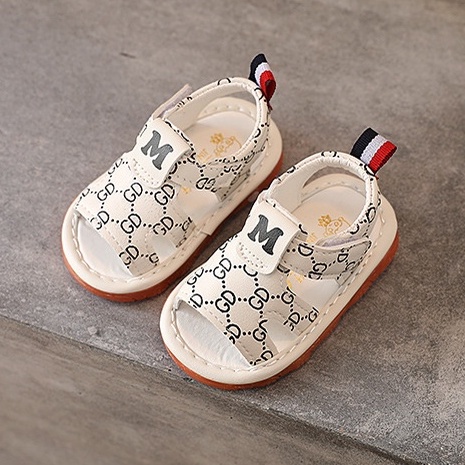 Dép Sandal tập đi cho bé chữ M Q221
