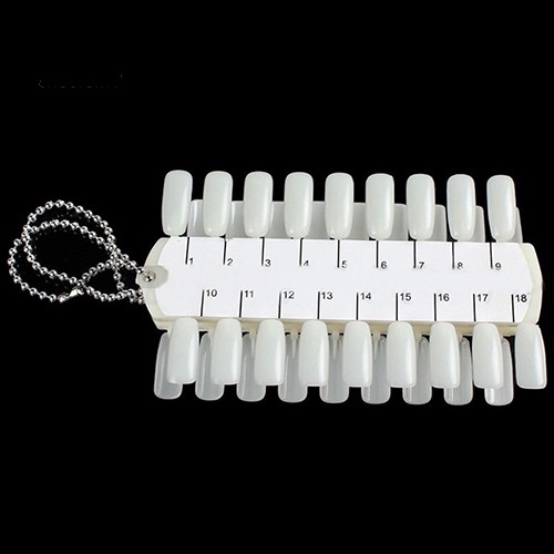 Set bảng trưng bày 36 móng tay có móc khoá luyện tập sơn màu móng