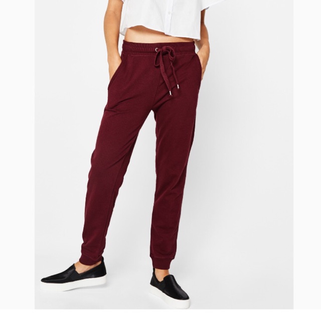 Quần jorke bershka