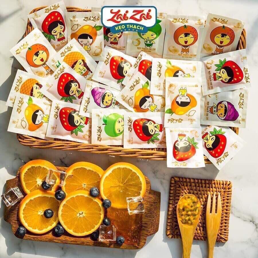 1 chiếc thạch dài zaizai khách ăn thử