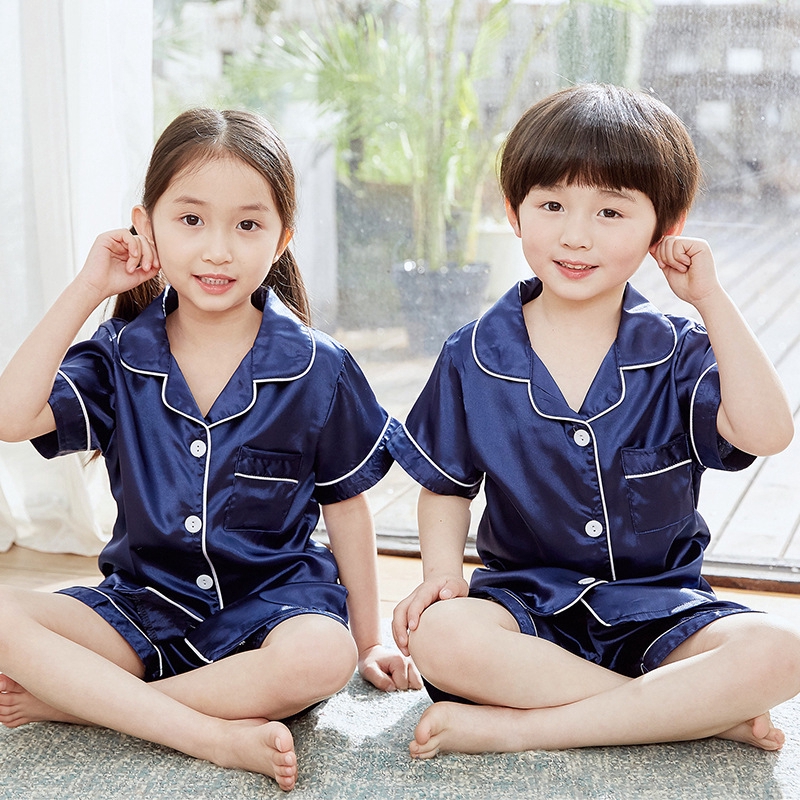 Set Đồ Ngủ Tay Ngắn In Hình Dễ Thương Cho Bé