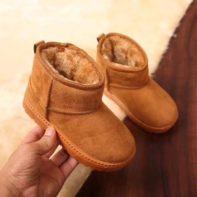 Boot trẻ em