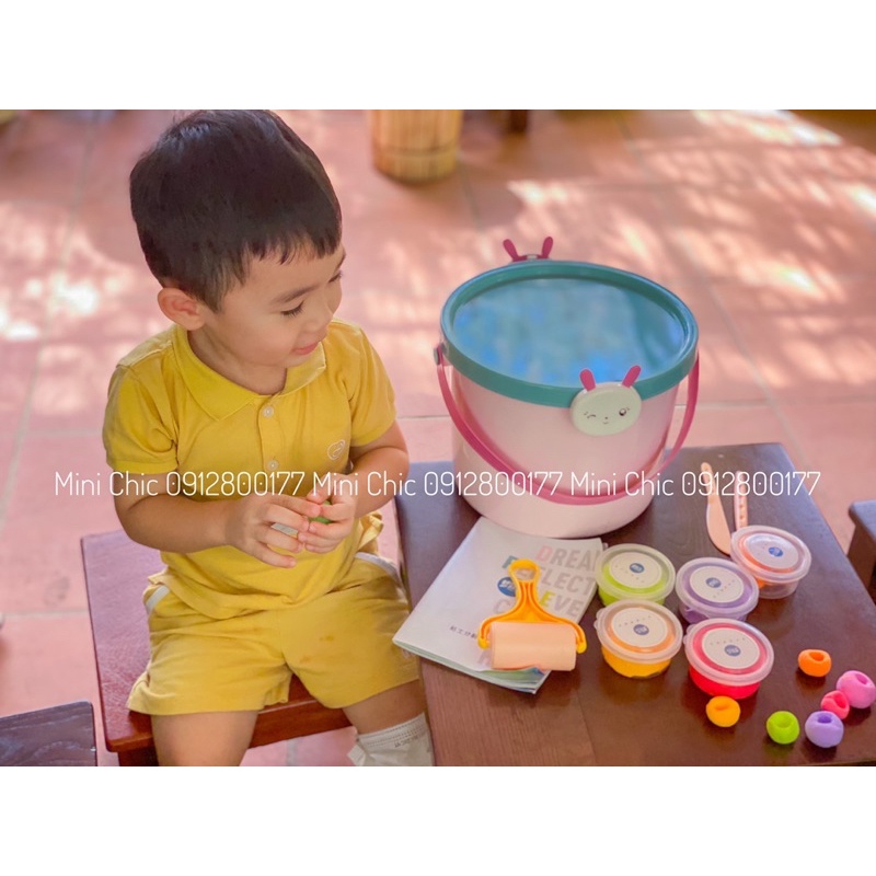 Đất nặn 24 màu kèm hộp đưng an toàn cho bé