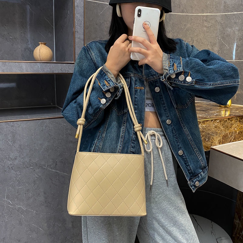 Túi Đeo Vai Hình Thoi Màu Đen/ Kaki/ Trắng Thời Trang Cho Nữ