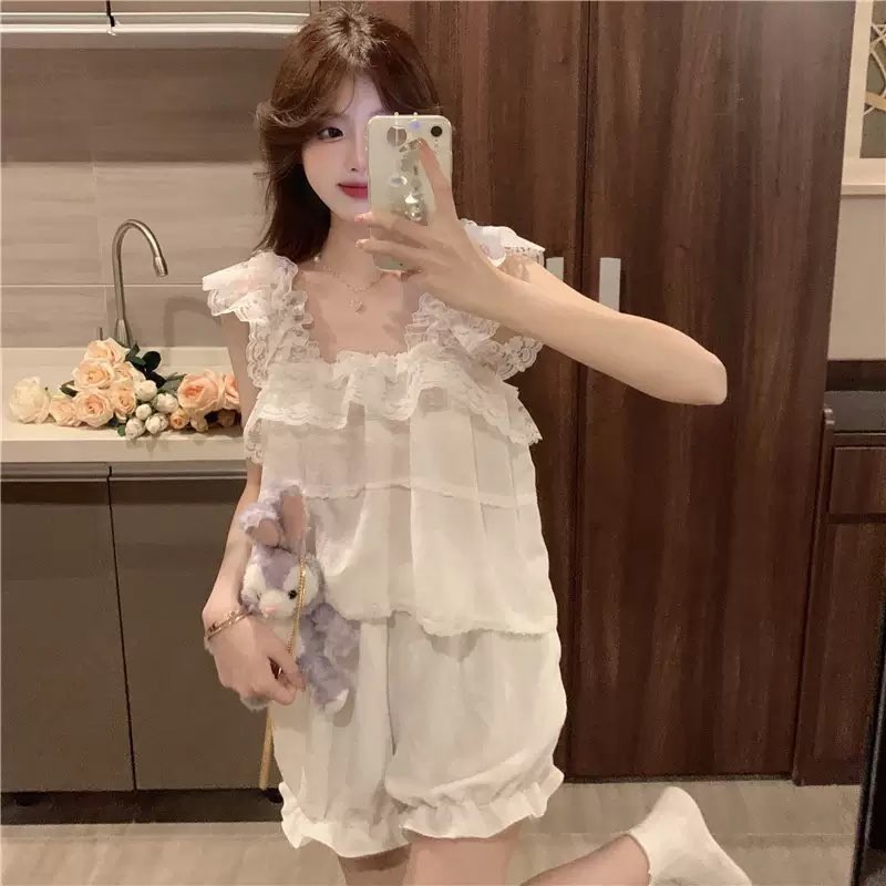 [Sẵn/ Sale Khủng] Đồ ngủ Jennie Lace Set ren đen/trắng siêu xinh | BigBuy360 - bigbuy360.vn
