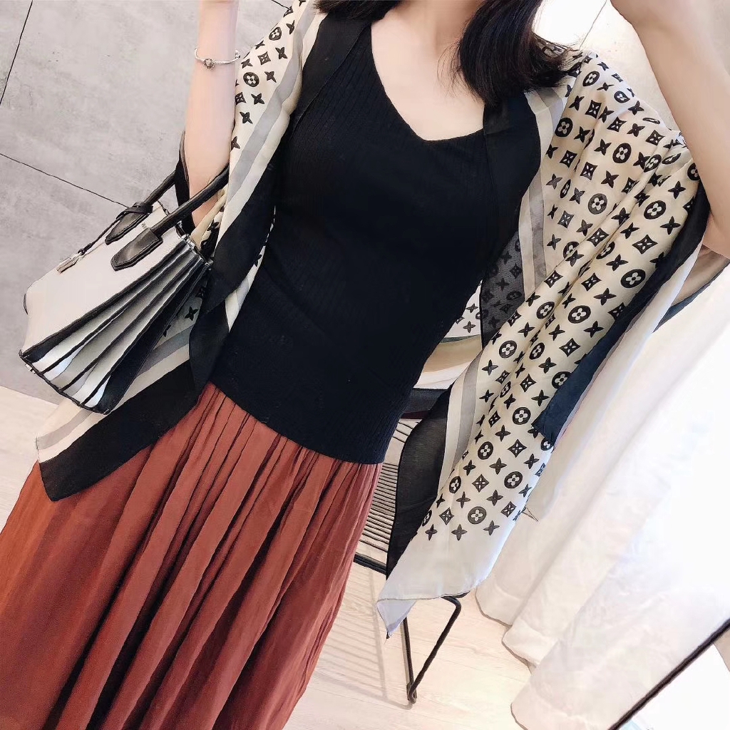 Khăn Choàng Lụa In Họa Tiết Sang Trọng Thời Trang Đi Biển Cho Nữ