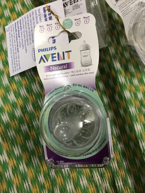 Núm ty thiết kế tự nhiên Philips Avent