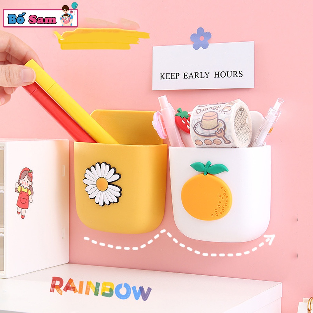 Hộp dán tường đựng điều khiển tivi, điều hòa, điện thoại có lỗ cắm sạc treo tường tiện lợi Shop Bố Sam