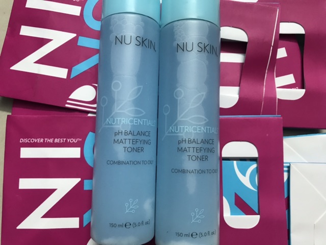 NUSKIN NUTRICENTIALS NƯỚC HOA HỒNG PH DÀNH CHO DA COMBINATION/OILY | BigBuy360 - bigbuy360.vn