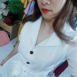ĐẦM TRẮNG ĐŨI CỔ SƠMI CÀI NÚT