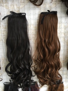 Tóc buộc đuôi ngựa