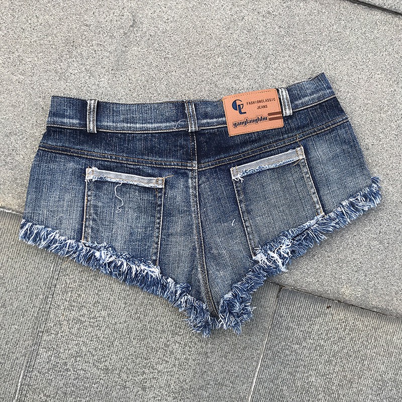 Quần Short Jean Tua Rua Đi Biển Cho Nữ