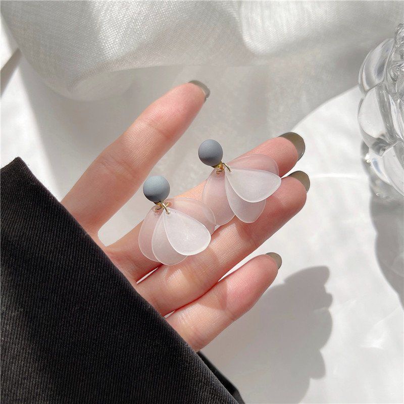 Khuyên tai dài, bông tai hình hoa cầu trong suốt nữ tính phong cách vintage cocochang shop