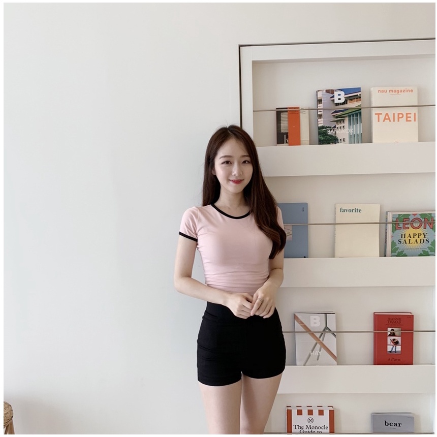 Quần shot nữ mặc nhà  cá tính cạp liền chất vải UIM dày dặn màu đen Quần đùi nữ thể thao mặc tập gym  đi chơi