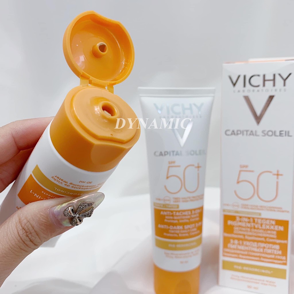 Kem chống nắng Vichy capital soleil SPF 50 anti-dark spot 3-in-1 50ml có màu che khuyết điểm, giảm thâm nám và dưỡng da