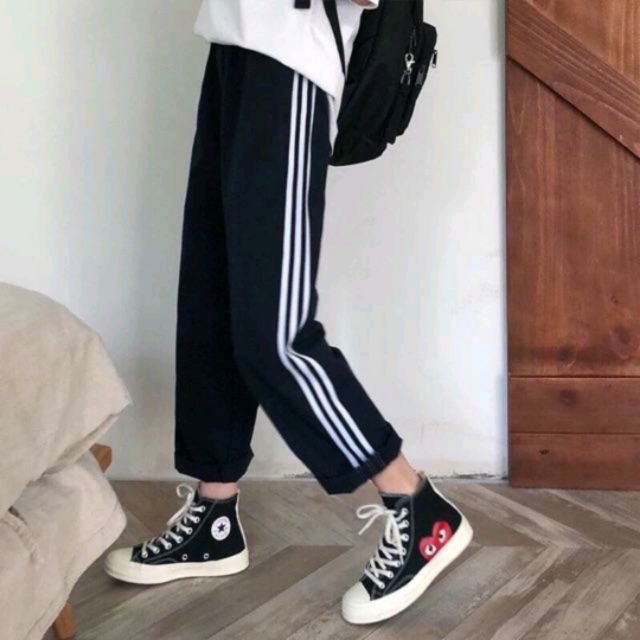 QUẦN THỂ THAO 3 SỌC TRẮNG UNISEX