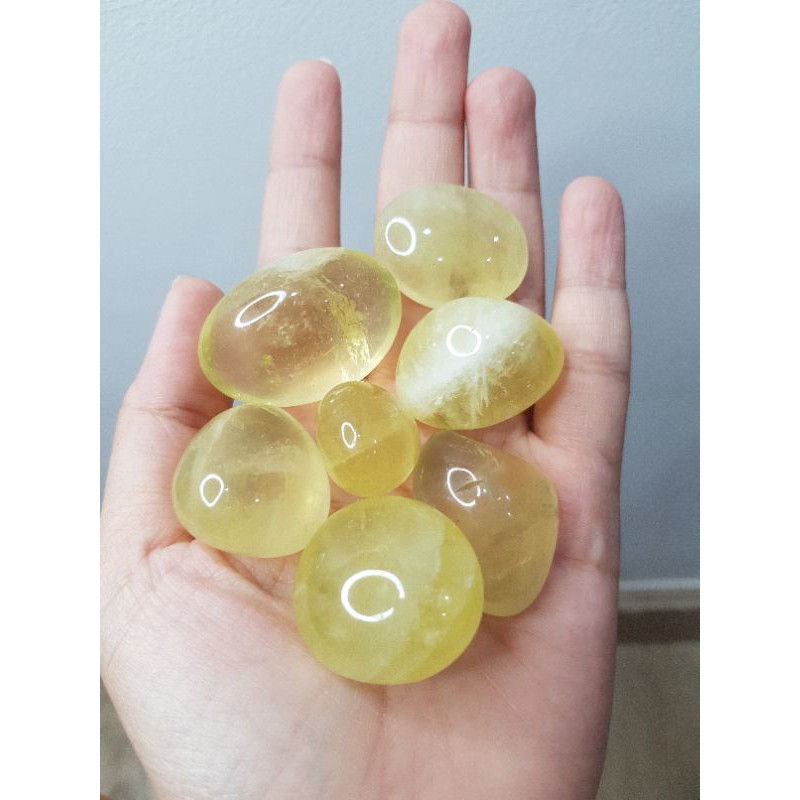 Thach anh vàng tự nhiên dùng trong thanh tẩy bài Tarot, thiền định