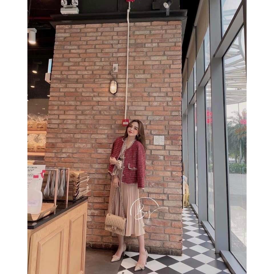 ÁO DẠ ĐỎ VIỀN NHŨ CỰC SANG