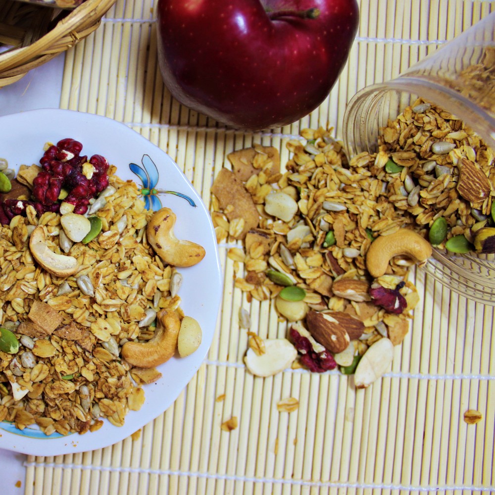 Granola SIÊU HẠT không đường - Ngũ cốc tiện lợi cho người ăn kêng, giảm cân, eatclean ăn vặt healthy 250g/500g