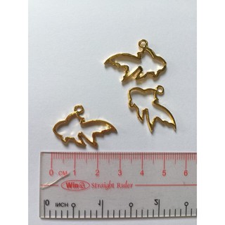 Charm làm resin cá vàng nhỏ