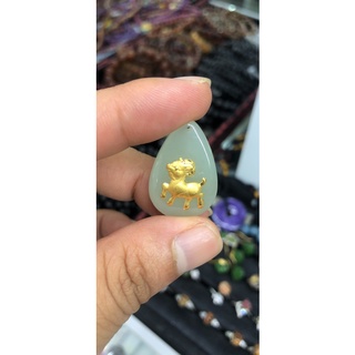 Mặt dây chuyền 12 con giáp phong thủy đá ngọc phỉ thúy