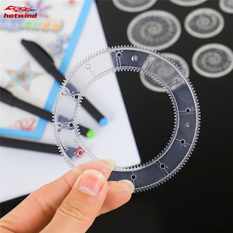 1 Dụng Cụ Vẽ Hình Độc Đáo