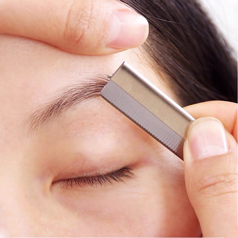 1 hộp 10 lưỡi Dao Tỉa Lông Mày Nhật