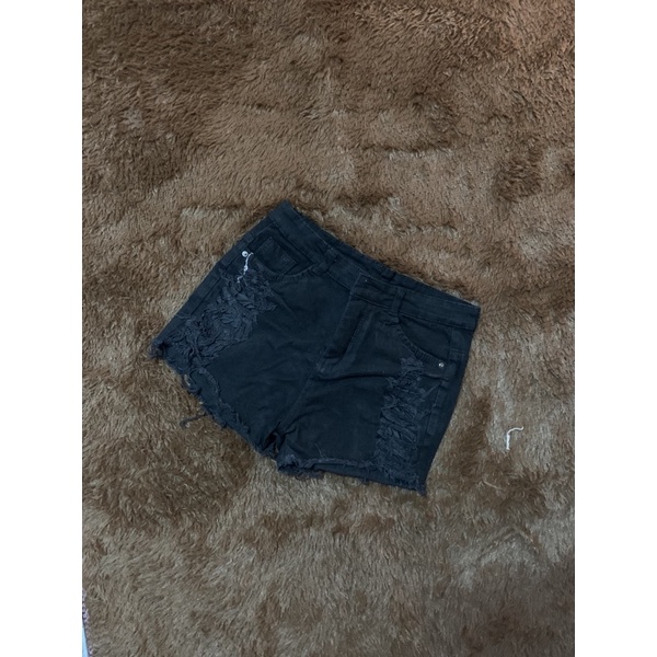 quần short đen size M