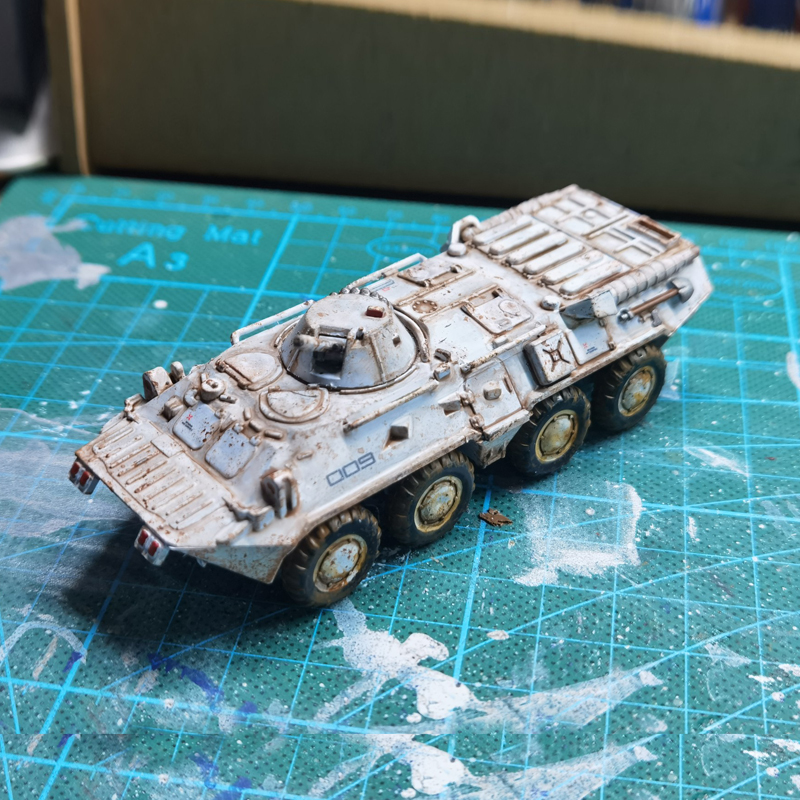 Mô hình xe tăng SU Soviet BTR80 4D tỉ lệ 1/72