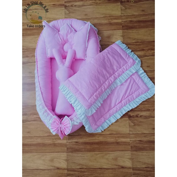 Nôi vải, gối, thỏ ôm, chăn cho bé yêu