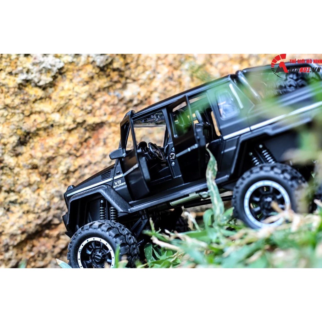 MÔ HÌNH MERCEDES BENZ G63 65 G500 6X6 MATT BLACK 1:32 NEWAO KHÔNG HỘP 5361