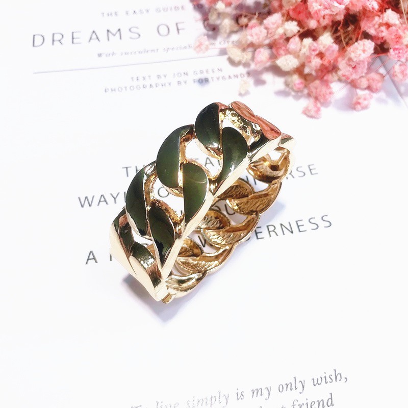 Vòng tay / lắc tay thời trang có hộp đựng