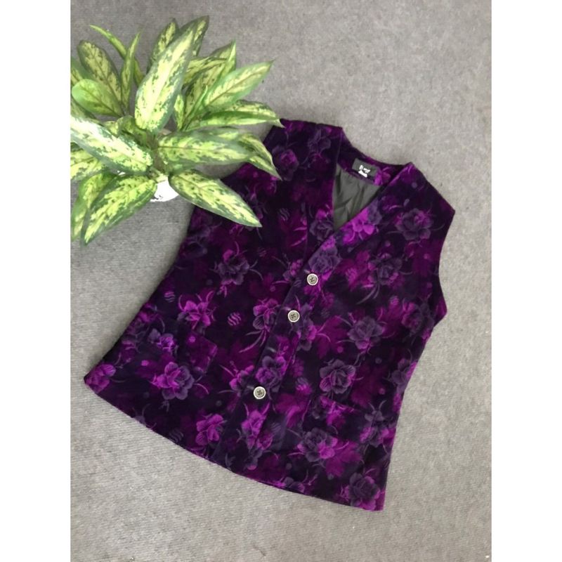 Áo gile nhung bà già