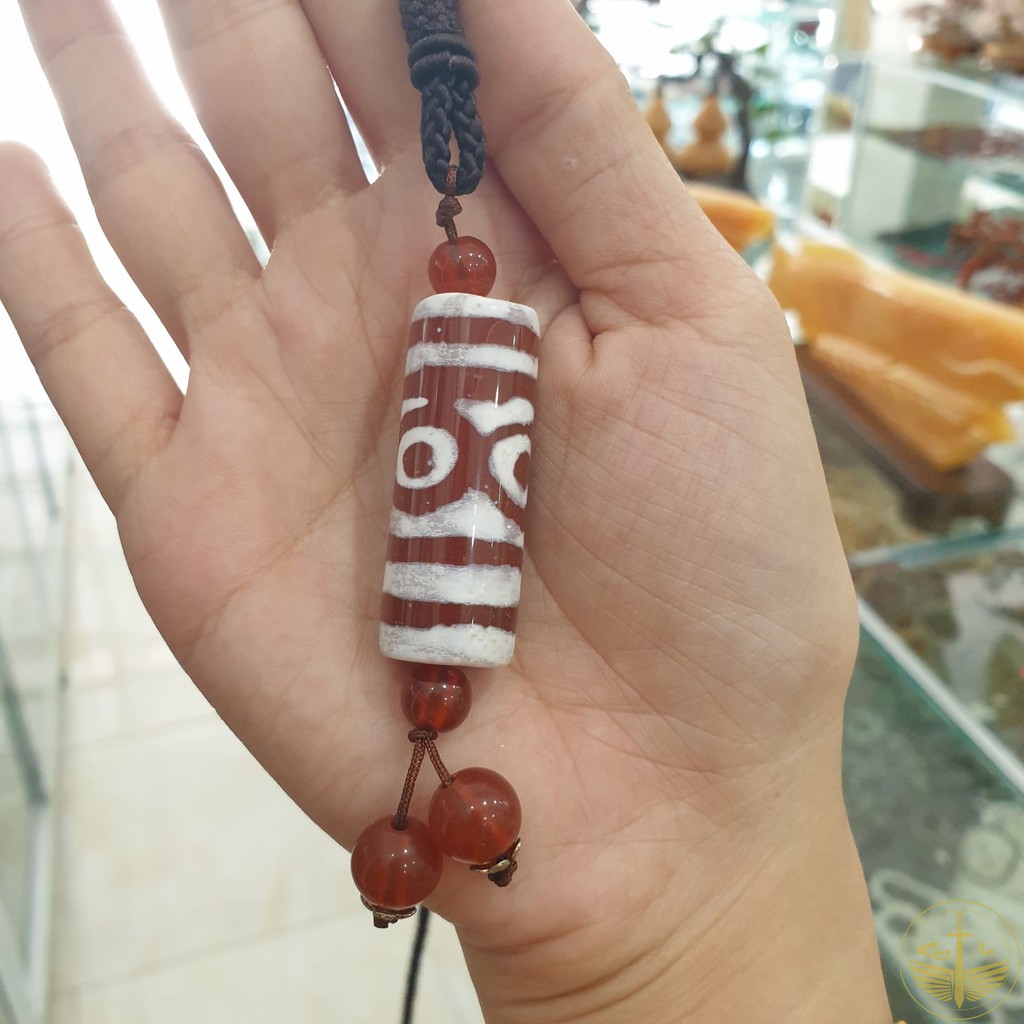 Dây đeo cổ đá Dzi Tây Tạng