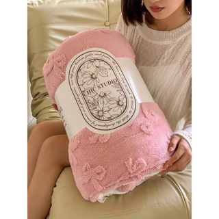 Chăn lông cừu len mông cổ chic studio 2022 size 2mx2m3 nặng 2.5kg