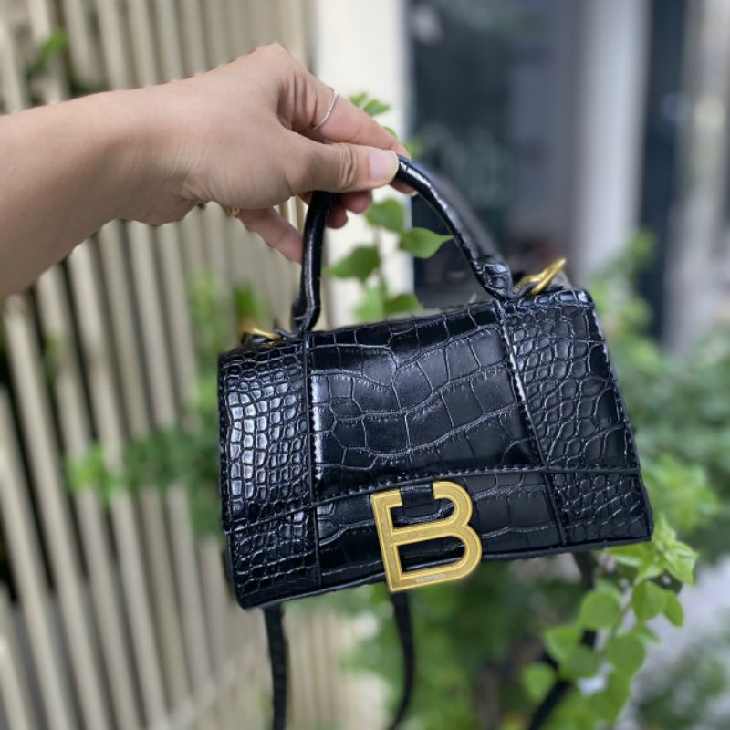 Túi xách nữ size 20cm chữ B đáy cong fullbox