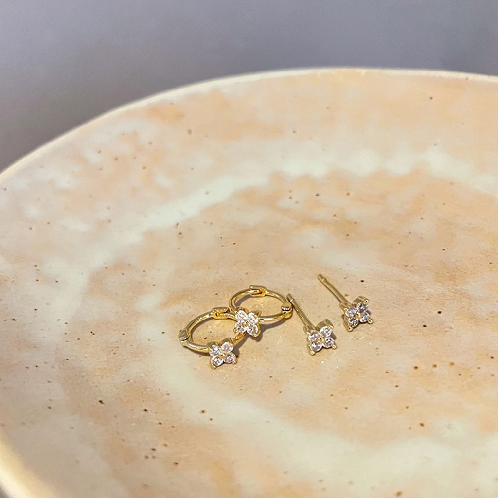 Khuyên Tai Vòng Hoa Bốn Lá Đính Đá Zircon Nhỏ Tinh Tế Chất Lượng Cao Hợp Thời Trang Cho Nữ