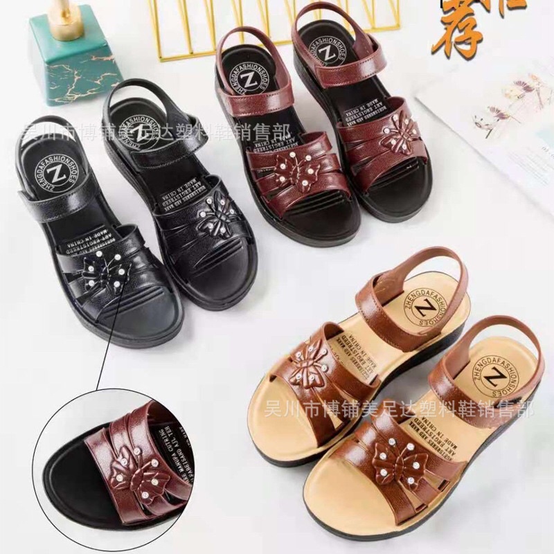 Dép quai hậu nữ, dép bà già, sandal nhựa đi mưa