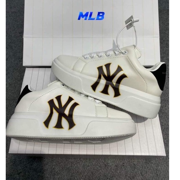 giày thể thao mlb x mcp in chữ phong cách mọi thời dại