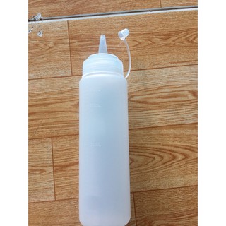 Chai nhựa đựng sốt