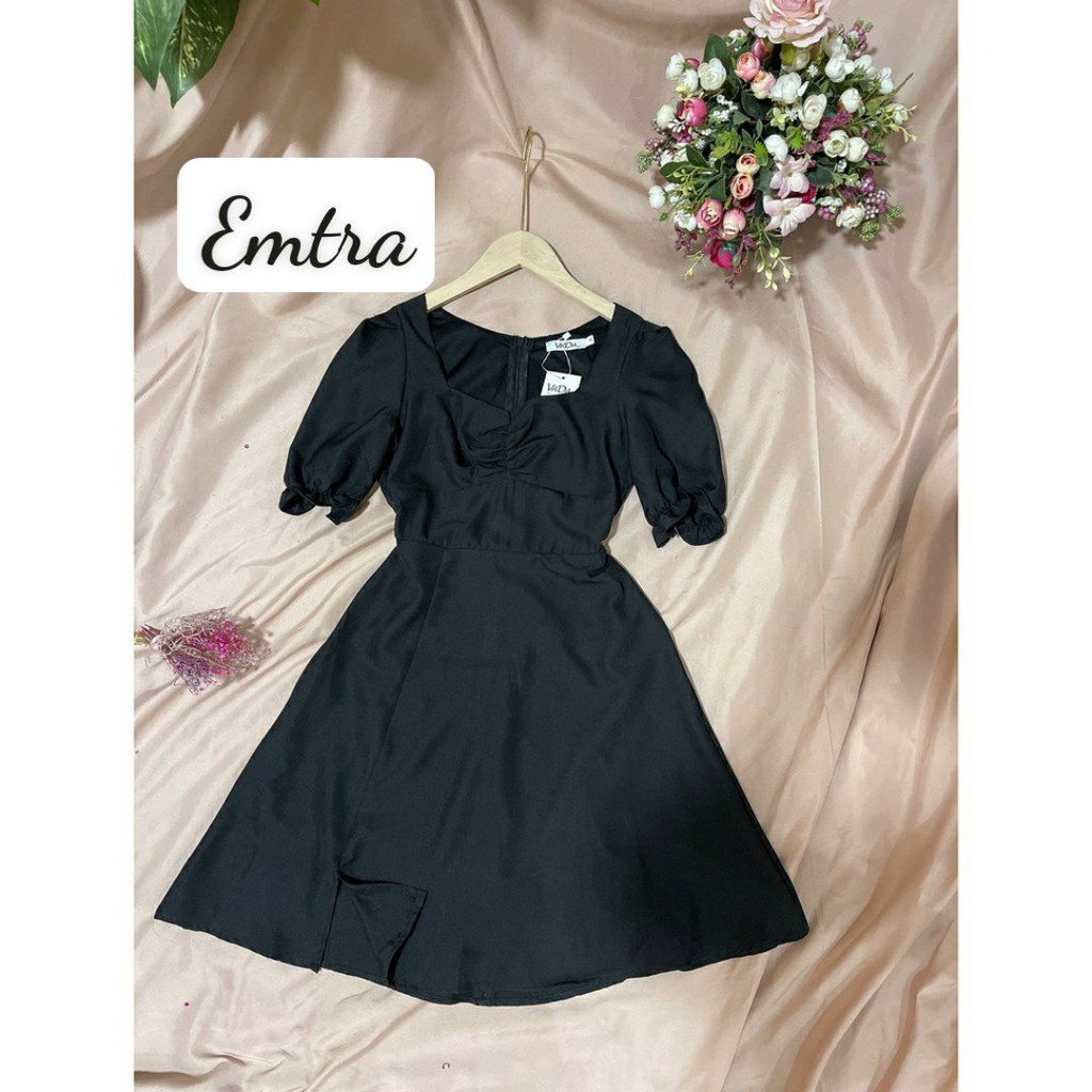 Đầm xoè cổ nhún, tay ngắn bo, so dễ thương kiểu dáng mới 2021 - Emtra store -V449